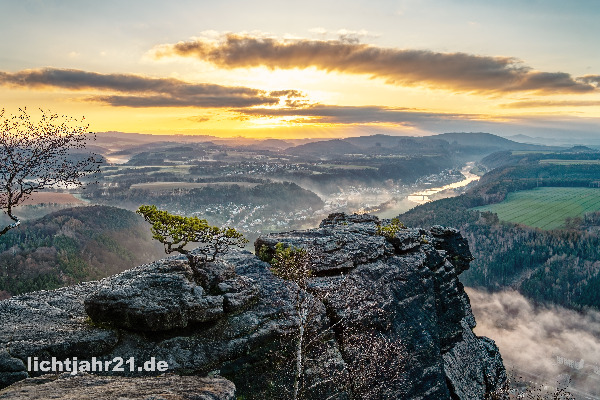 Elbe Sandstone Mountains view in the morning light